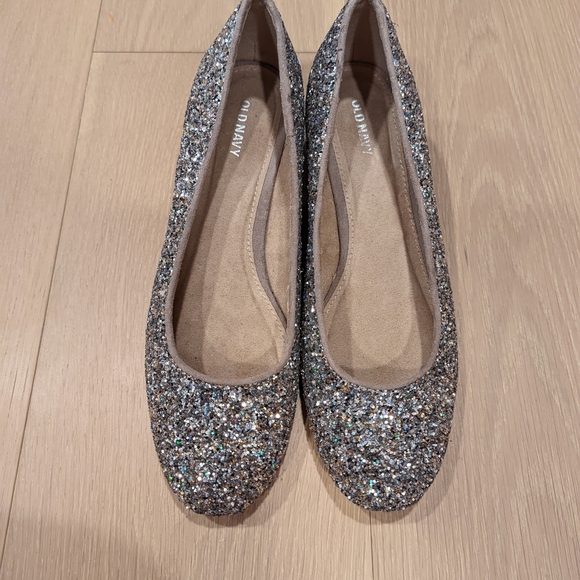 Glitter Block Heel Pumps - Picture 8 of 11
